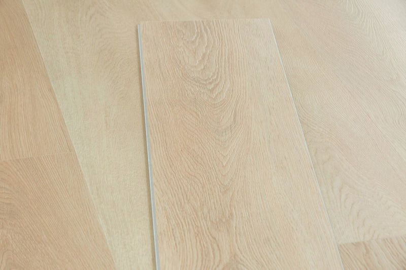 Wintry Forest Oak - 9mm Premium Hybrid Flooring