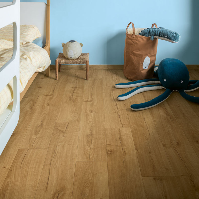 Natural Classic Oak - 8.3mm Laminate Flooring